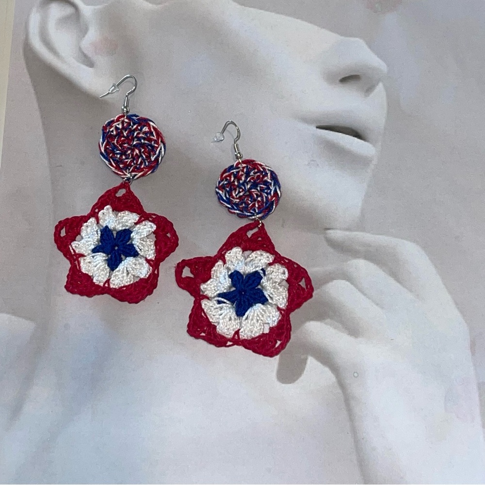🌟 handcrafted Red, White, and Blue Crochet Earrings